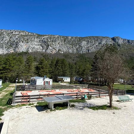 Mobilhome Comfort A La Montagne Saint-Auban  Exterior photo